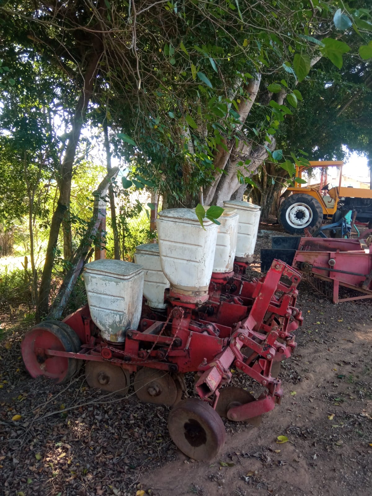 Plantadeira Jumil 2090 3 Linhas